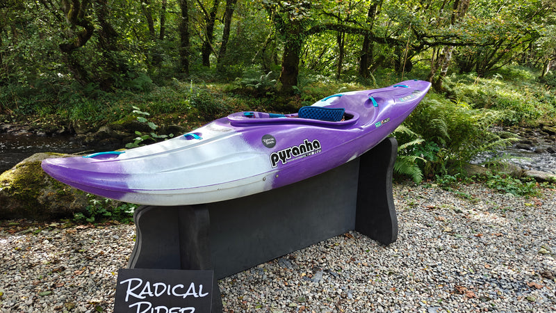 Pyranha ReactR M Purple/White/White Ex-Demo